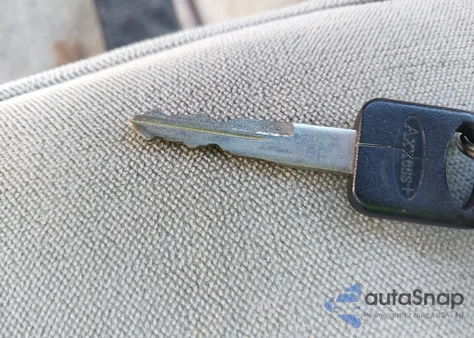 1996 Ford Econoline E150 Van из США, поврежденный, VIN 1FDEE14NOTHA76015